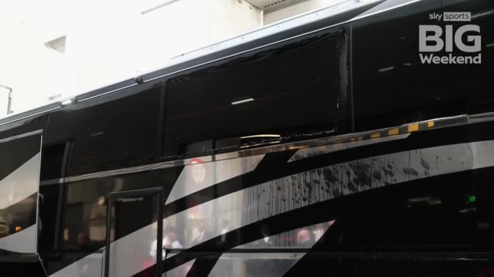 Kaos pred najskuplju utakmicu svijeta: Napadnut autobus Jakirovićeva Hulla na putu prema Wembleyju