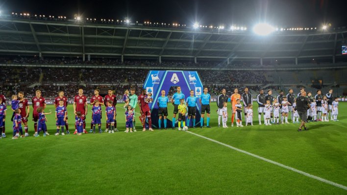 Torinski derbi počeo u sablasnoj atmosferi: Ultrasi Juventusa napustili stadion nakon kaosa