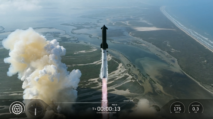 SpaceX uspješno testirao svog 40 katova visokog diva: 'Korak bliže Mjesecu... korak bliže Marsu'