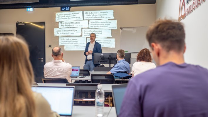 Svi pričaju o masovnim otkazima zbog AI-a, no stvarni podaci otkrili veliko iznenađenje