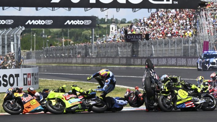 Pogledajte tešku nesreću na startu MotoGP utrke: Martin u prvom zavoju srušio četvoricu vozača
