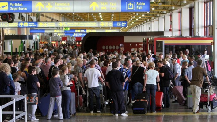 Čekanja do šest sati? Europi prijeti kaos na aerodromima, a sve zbog novog sustava