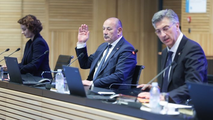Sukob oko braniteljskih mirovina: Vlada traži odbijanje prijedloga Možemo!