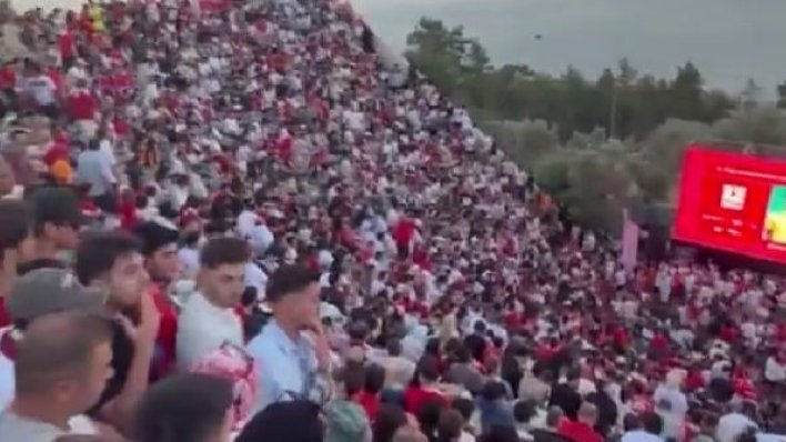 Prizor iz Turske oduševio nogometni svijet: Utakmicu gledaju na mjestu starom dva tisućljeća