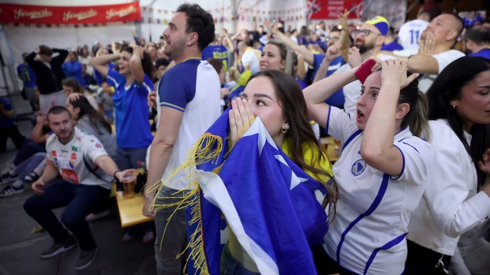 U Zagrebu ih pitali hoće li navijati za BiH, odgovor je postao hit: 'Pa pola Zagreba je iz Bosne'