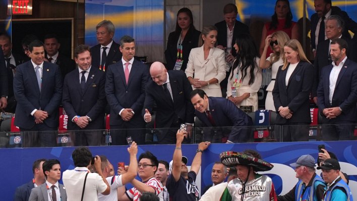 Kako je moguće da je Infantino gotovo na svakoj utakmici Svjetskog prvenstva?