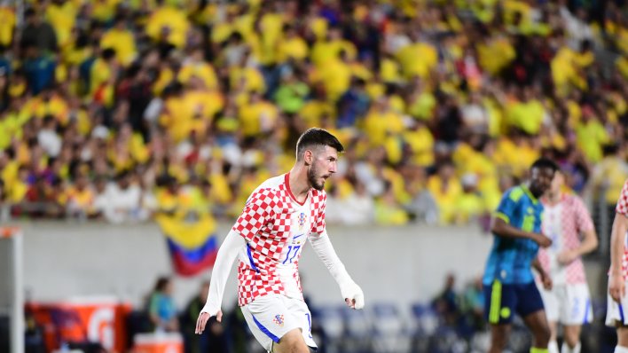 Srpski Kurir: Skandal! Je li vam sumnjiv ovaj gol Hrvatske?