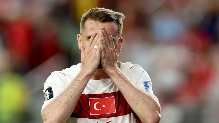 Turska ispala sa SP-a, a onda je jedan igrač napravio potez koji mu navijači ne opraštaju