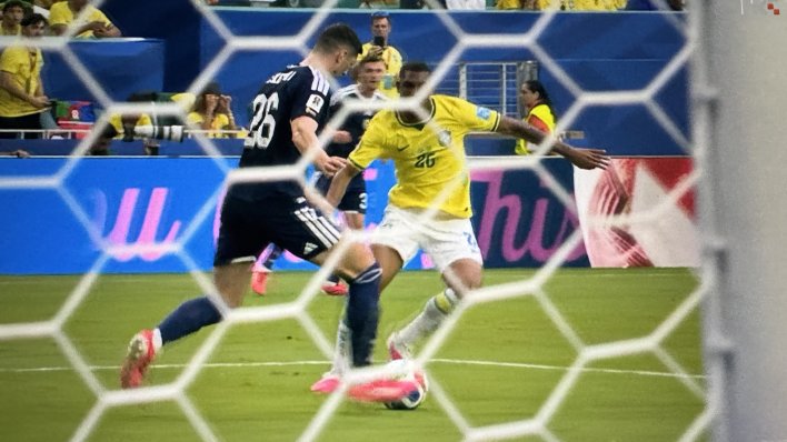 Dinamov stoper nevjerojatno kiksao i poklonio gol Brazilu