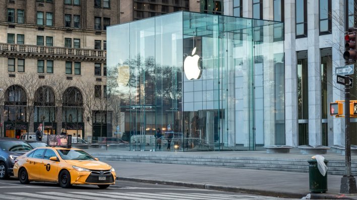 Appleovi ambiciozni planovi: Navodno stiže čak pet novih iPhonea, šuška se i o prvom preklopnom