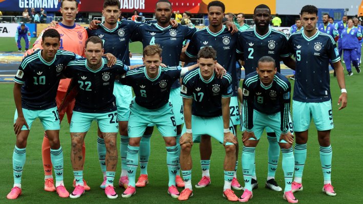 Evo zašto Njemačka protiv Ekvadora ne smije igrati u slavnom bijelom dresu: FIFA ima strogo pravilo
