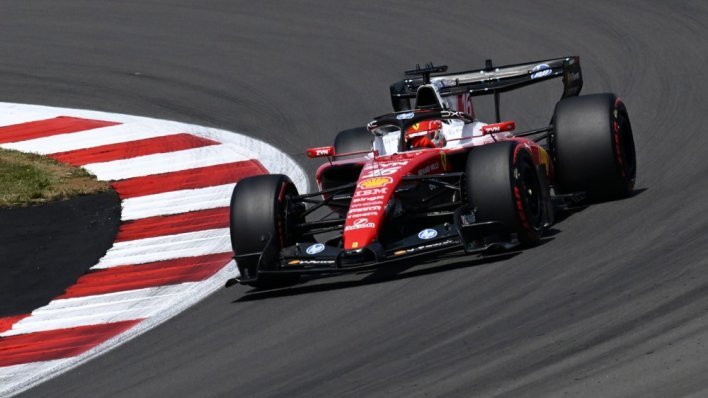 Nevjerojatan rasplet utrke na kultnom Silverstoneu. Leclerc iskoristio kaos i dojurio do pobjede