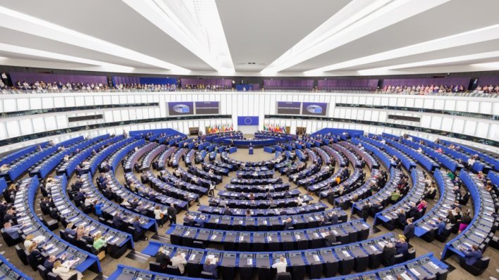 Zašto Europa kaska za SAD-om? Tehnološki divovi zbog propisa drže europsko tržište na čekanju