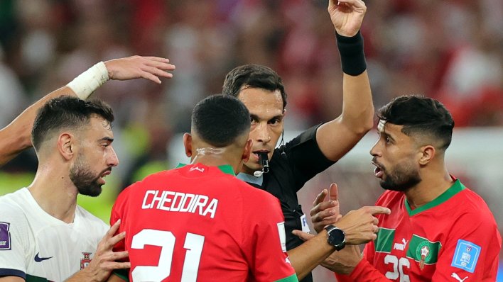 FIFA šokirala svijet izborom sudaca za utakmicu Francuske i Maroka. Odluka izazvala burne reakcije