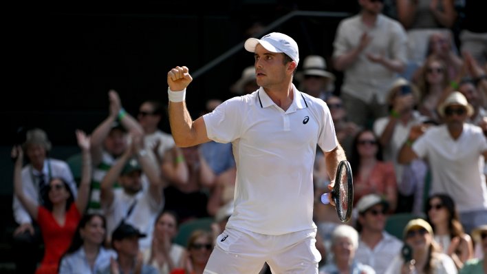 Kao Ivanišević: 114. tenisač svijeta s pozivnicom senzacionalno ušao u polufinale Wimbledona