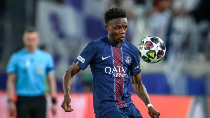 Dinamo dovodi talenta iz PSG-a, a njegov oproštaj od Pariza posebno je emotivan