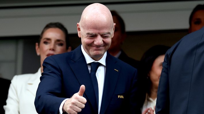 'Infantino mora otići. Svi vide kakvu štetu trpi nogomet'