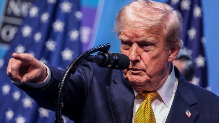 Trump šokirao nakon pitanja o LeBronu: ‘Možda je rasist. Ja volim samo ljude koji vole mene’