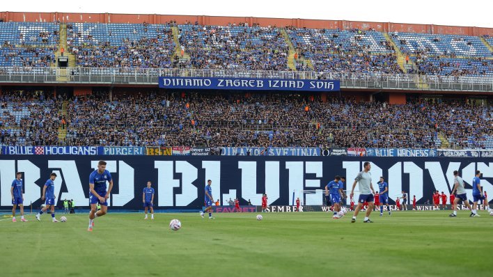 Bad Blue Boysi obnovili transparent koji im je zapaljen na derbiju s Hajdukom