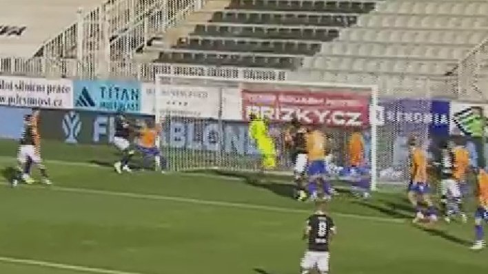 Kakav peh: Pogledajte nevjerojatan autogol kojim je Varaždin ispustio prednost