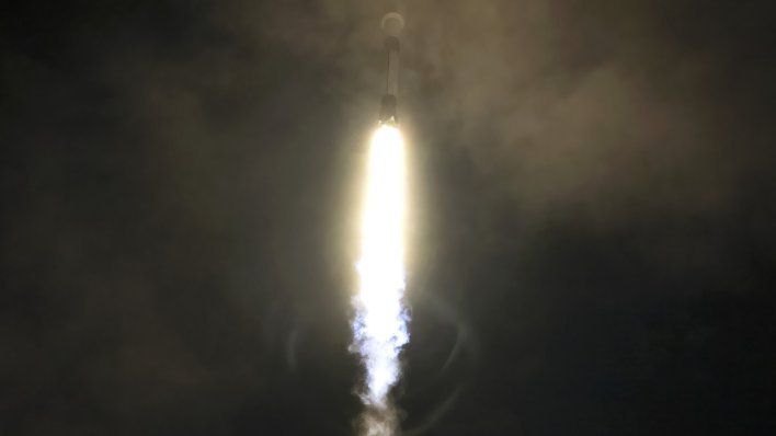 Nekontrolirano juri: Odbačeni dio SpaceX-ove rakete zabit će se u Mjesec