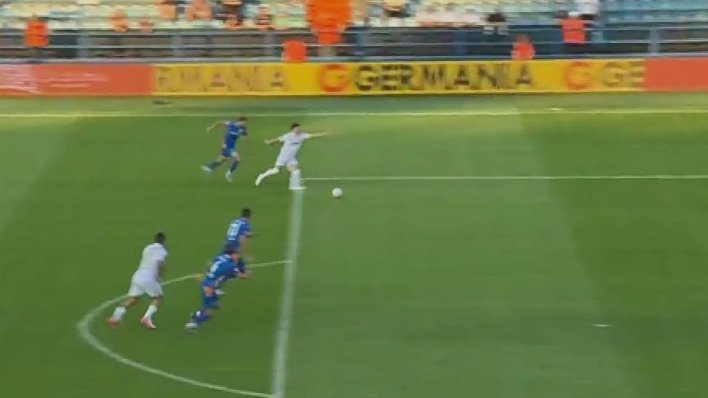 Pogledajte start nakon kojeg je Hajduk tražio penal: Kolarić nije pokazao na bijelu točku
