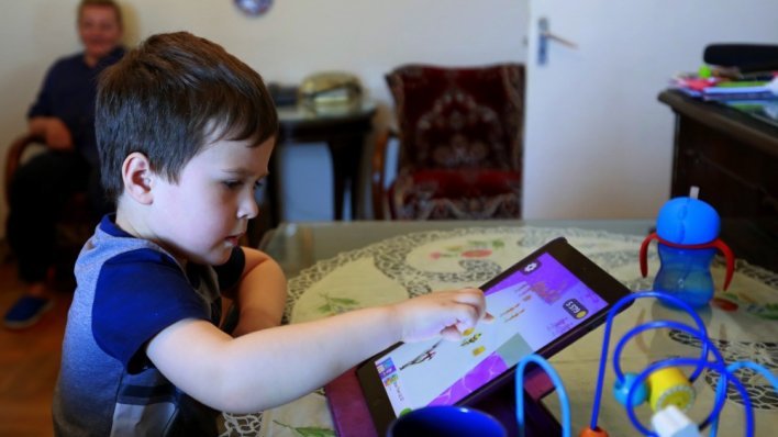 AI splačine sad preplavljuju i priče za djecu