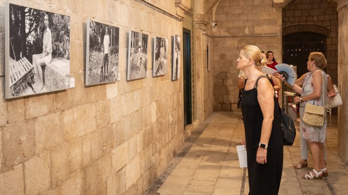 U Dubrovniku otvorena izložba fotografija Mare Bratoš