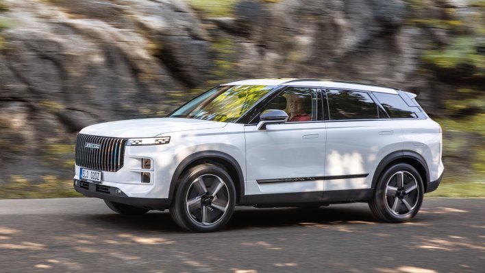 Šef BMW-a poludio zbog cijena kineskih automobila: 'Ovo nema nikakvog poslovnog smisla'