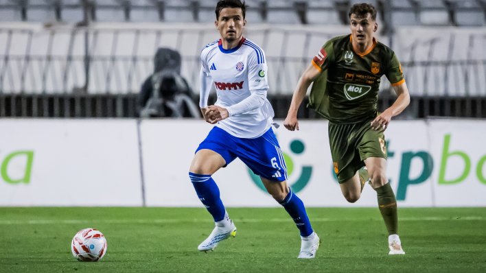 Bivši igrač Hajduka doživio težak peh: Nakon debija stadion napustio na štakama