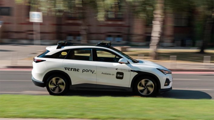 Bez operatera: Verne i Pony.ai počeli s potpuno autonomnim testnim vožnjama robotaksijem u Zagrebu