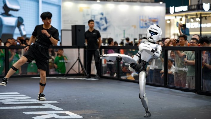 VIDEO Robot brži i od Usaina Bolta! Pogledajte za koliko je pretrčao 100 metara