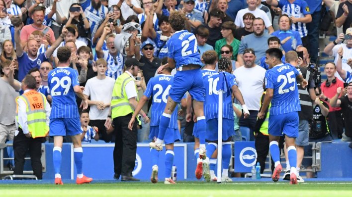 Sjajni Brighton i Vušković pregazili Aston Villu na otvaranju prvenstva