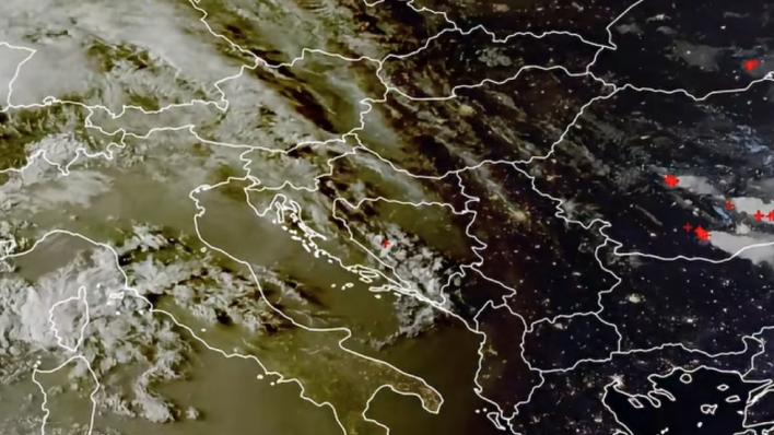 VRHUNAC TEK STIŽE