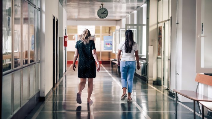 Koliko danas zarađuju medicinske sestre i liječnici? Državni tajnik iznio brojke