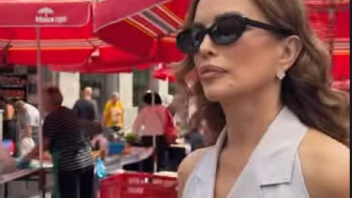 Severina krenula prema prosvjedu za Liku, pa podijelila transparent koji joj je privukao pažnju