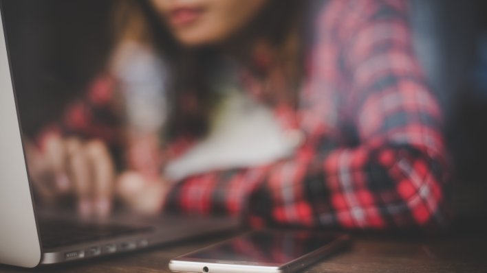 Gotovo svako četvrto dijete iz jednoroditeljskih obitelji i žrtva je i počinitelj online nasilja