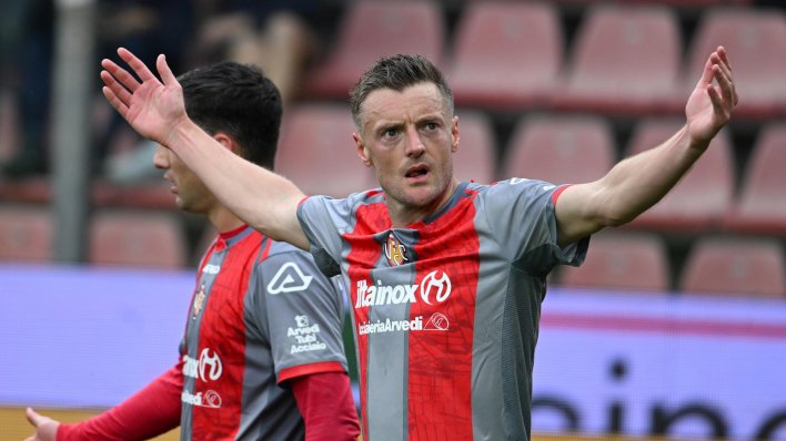 Vardy zbog bizarnog pravila nije smio debitirati za novi klub