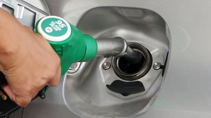 Benzin u dizelaša ili dizel u benzinca? Jedna je pogreška mnogo opasnija, a prvi potez može vam spasiti motor