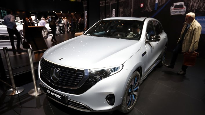 Udubljenje veličine palca otpisalo Mercedes vrijedan 30.000 eura: Popravak je skuplji od vozila