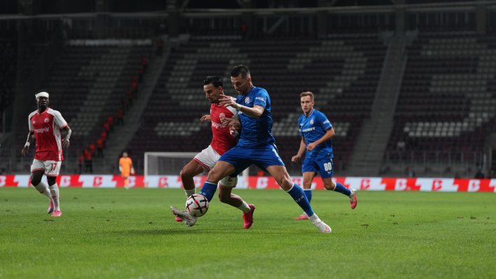 Nemoćni Dinamo osvojio bod na startu EL-a. Spasili ga Kotarski i stativa