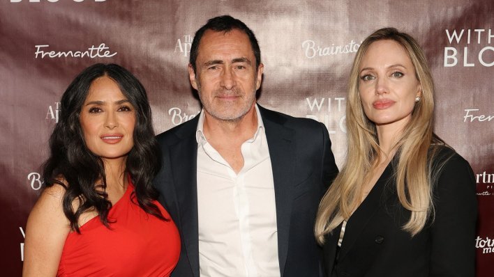 Nitko nije znao koliko su bliske: Angelina Jolie otkrila što je povezuje sa Salmom Hayek