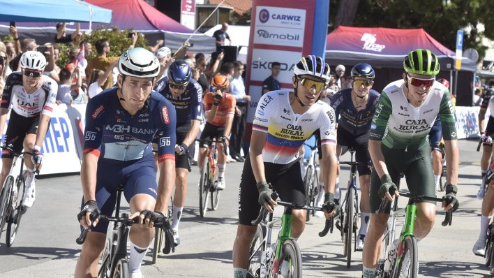 CRO RACE
