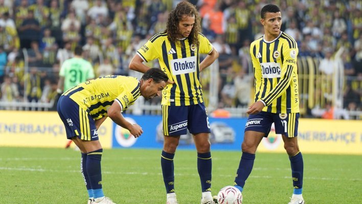 Teška kazna za Fenerbahče. Evo dokad ne smiju kupovati nove igrače
