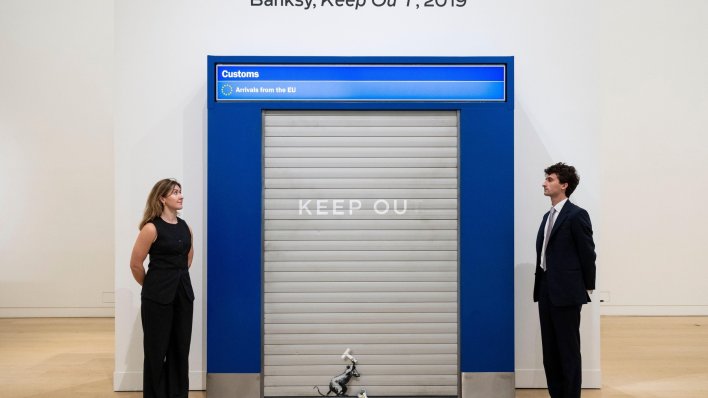Komentar na Brexit: Banksyjev 'Keep Ou T' ide na dražbu, mogao bi dosegnuti 2,1 milijun eura