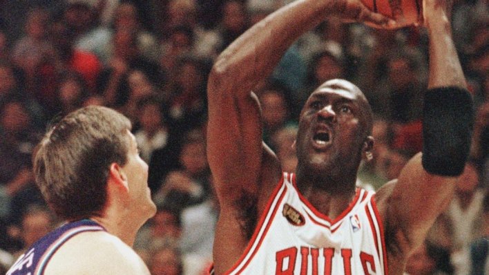 Michael Jordan i dalje ruši rekorde: Evo za koliko je prodan njegov legendarni dres iz NBA finala 1998.