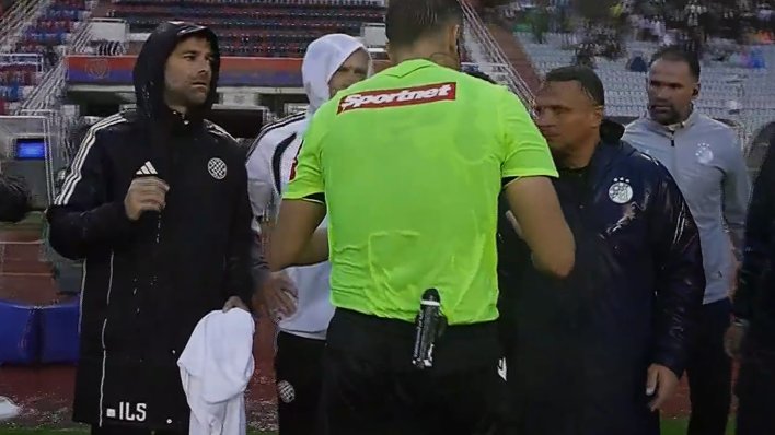 Ovaj detalj s derbija vam je promaknuo. Garcia je sucu rekao samo jednu riječ
