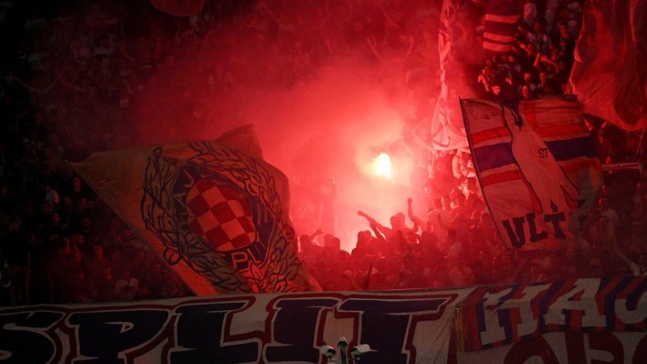 Bakljada Torcide dovela Hajduk u velike probleme; pogledajte Poljud u dimu