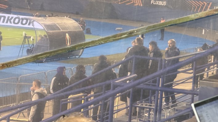 Bizarna situacija na Maksimiru. Redari šetali Anderlechtove igrače, nisu znali gdje će s njima