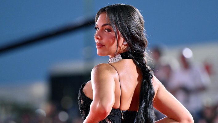 Georgina Rodríguez u mini haljinama i čipki: Novi modni editorijal privukao veliku pozornost